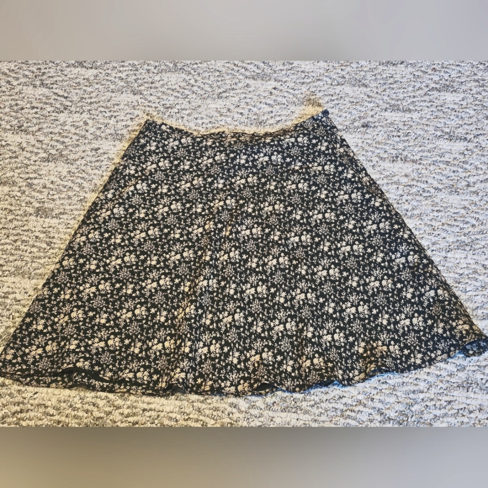 Express lined skirt